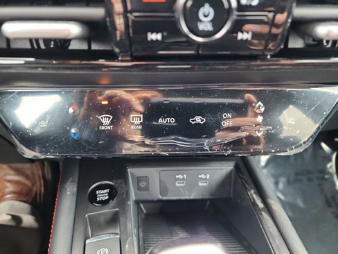 New 2026 Nissan Kicks SR w/ SR Premium Package image 15