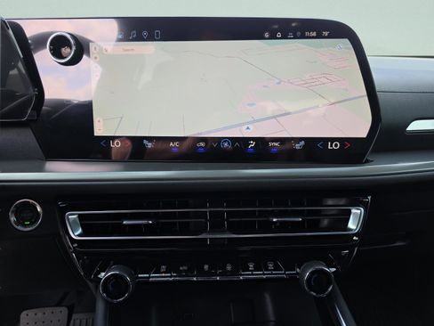 New 2026 Chevrolet Traverse LT FWD image 26