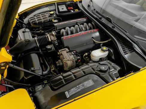 Used 2004 Chevrolet Corvette AUTOMATIC LEATHER SEATS BOSE S w/ Preferred Equipment Group image 46