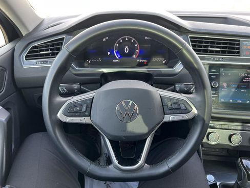 Used 2024 Volkswagen Tiguan Wolfsburg Edition image 17