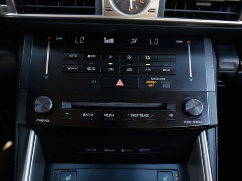 Used 2014 Lexus IS 250 AWD image 38