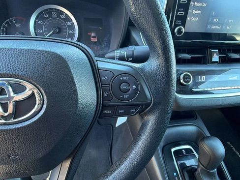 Used 2020 Toyota Corolla LE image 27
