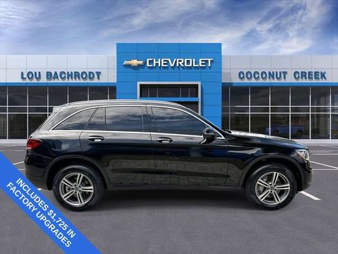 Used 2022 Mercedes-Benz GLC 300 w/ Premium Package Lite image 9