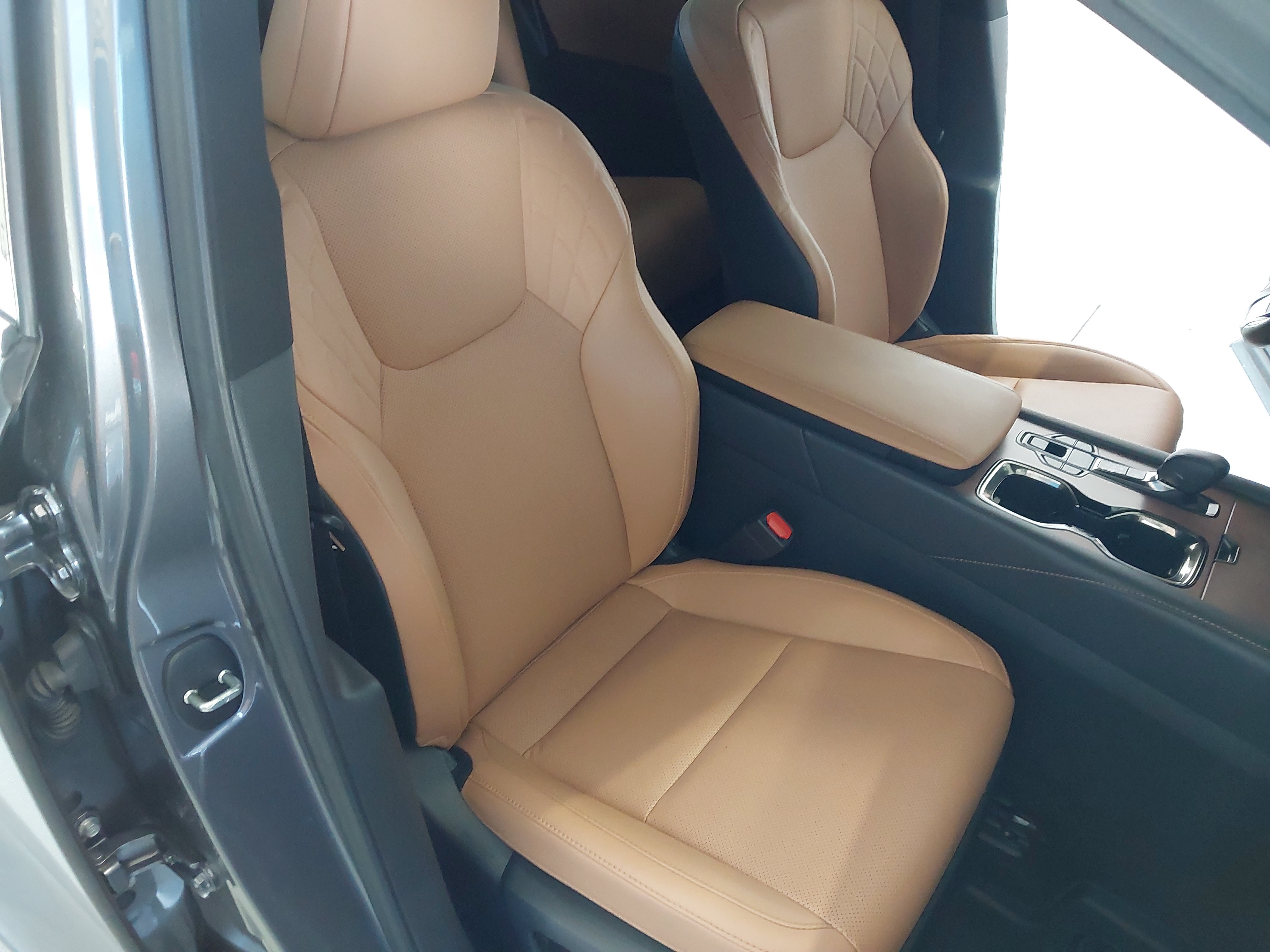 Used 2023 Lexus RX 350 Premium w/ Accessory Package AWD/4WD image 5