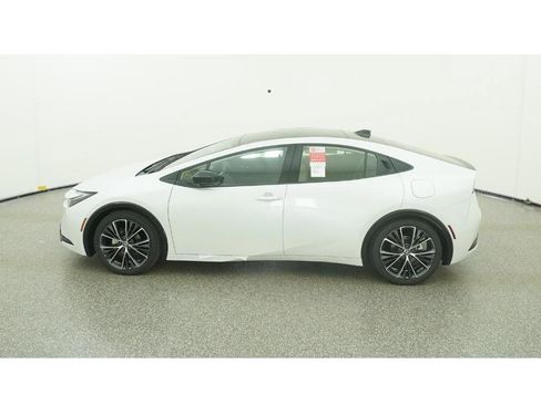 New 2026 Toyota Prius Limited image 3