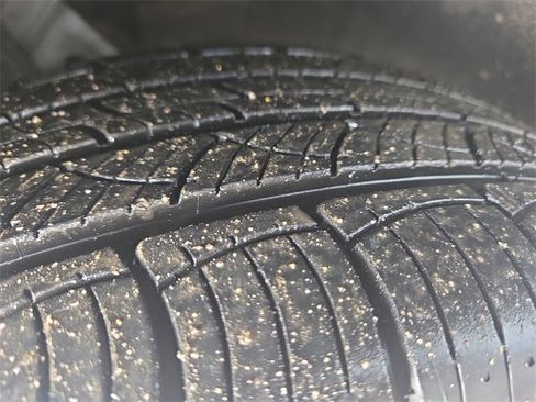 Certified 2024 Ford Edge SEL w/ Convenience Package image 36