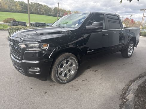 New 2026 RAM 1500 Big Horn AWD/4WD image 8