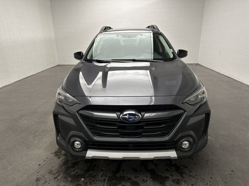 Certified 2025 Subaru Outback Limited image 3