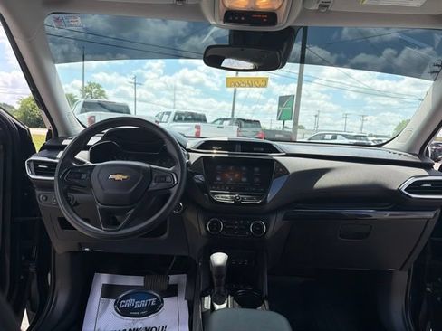 Used 2022 Chevrolet TrailBlazer LT w/ Convenience Package AWD/4WD image 26