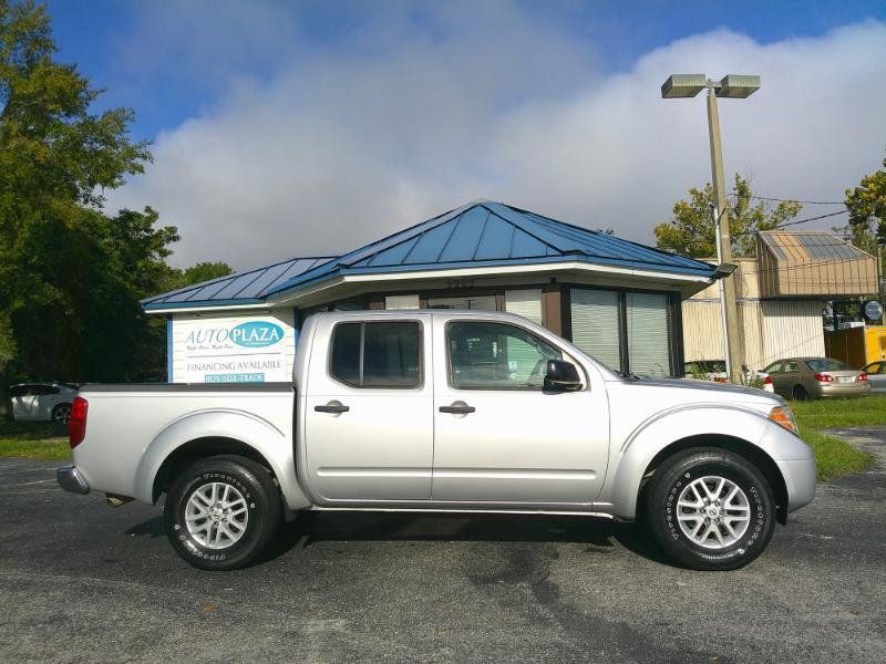 Used 2015 Nissan Frontier SV w/ SV Value Truck Package RWD image 8