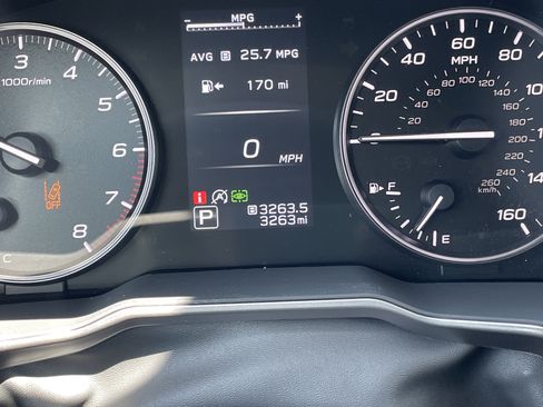 Used 2025 Subaru Outback Limited w/ Popular Package #2 AWD/4WD image 22