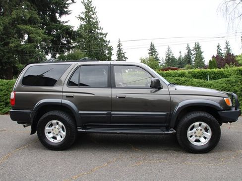 Used 1997 Toyota 4Runner Limited AWD/4WD image 12