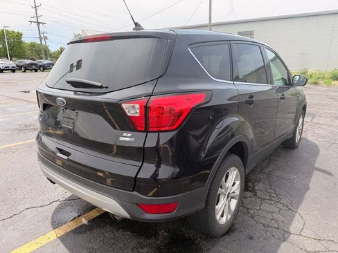 Used 2019 Ford Escape SE AWD/4WD image 5