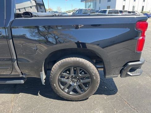 Used 2024 Chevrolet Silverado 1500 High Country w/ Midnight Edition image 9