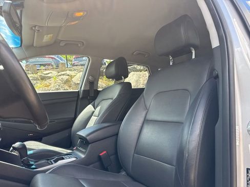 Used 2018 Hyundai Tucson Limited AWD/4WD image 14