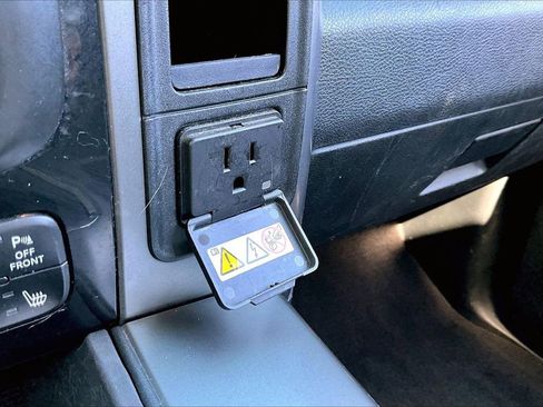 Certified 2018 RAM 1500 Sport w/ Convenience Group AWD/4WD image 17