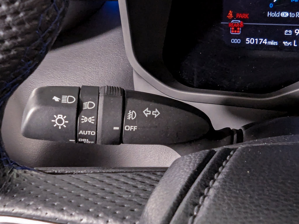 Used 2024 Toyota Sequoia Platinum AWD/4WD image 32