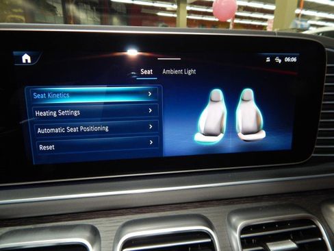 Used 2024 Mercedes-Benz GLE 53 AMG 4MATIC Coupe image 32