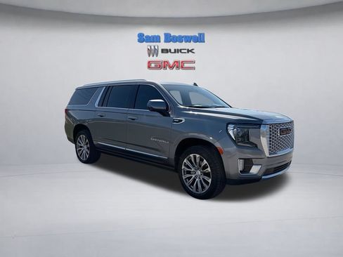 Certified 2021 GMC Yukon XL Denali w/ Denali Premium Package AWD/4WD image 3
