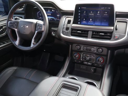 Used 2022 Chevrolet Tahoe RST w/ Luxury Package RWD image 12