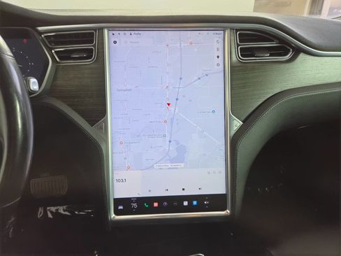 Used 2016 Tesla Model S 70D AWD/4WD image 31