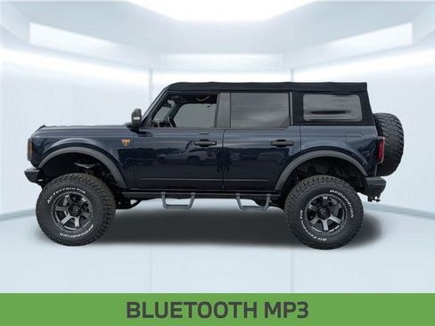 Used 2021 Ford Bronco Badlands image 2
