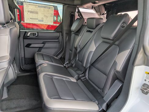 New 2025 Ford Bronco Outer Banks image 26