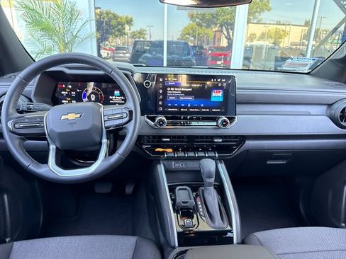 Used 2026 Chevrolet Colorado W/T w/ WT Custom Package RWD image 12