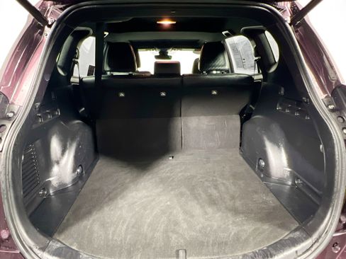 Used 2018 Toyota RAV4 SE w/ Power Extra Value Package image 34