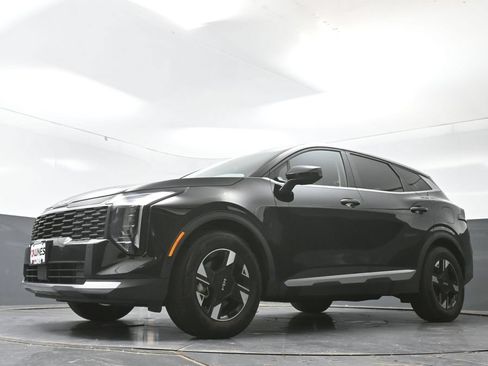 Used 2026 Kia Sportage LX FWD image 52