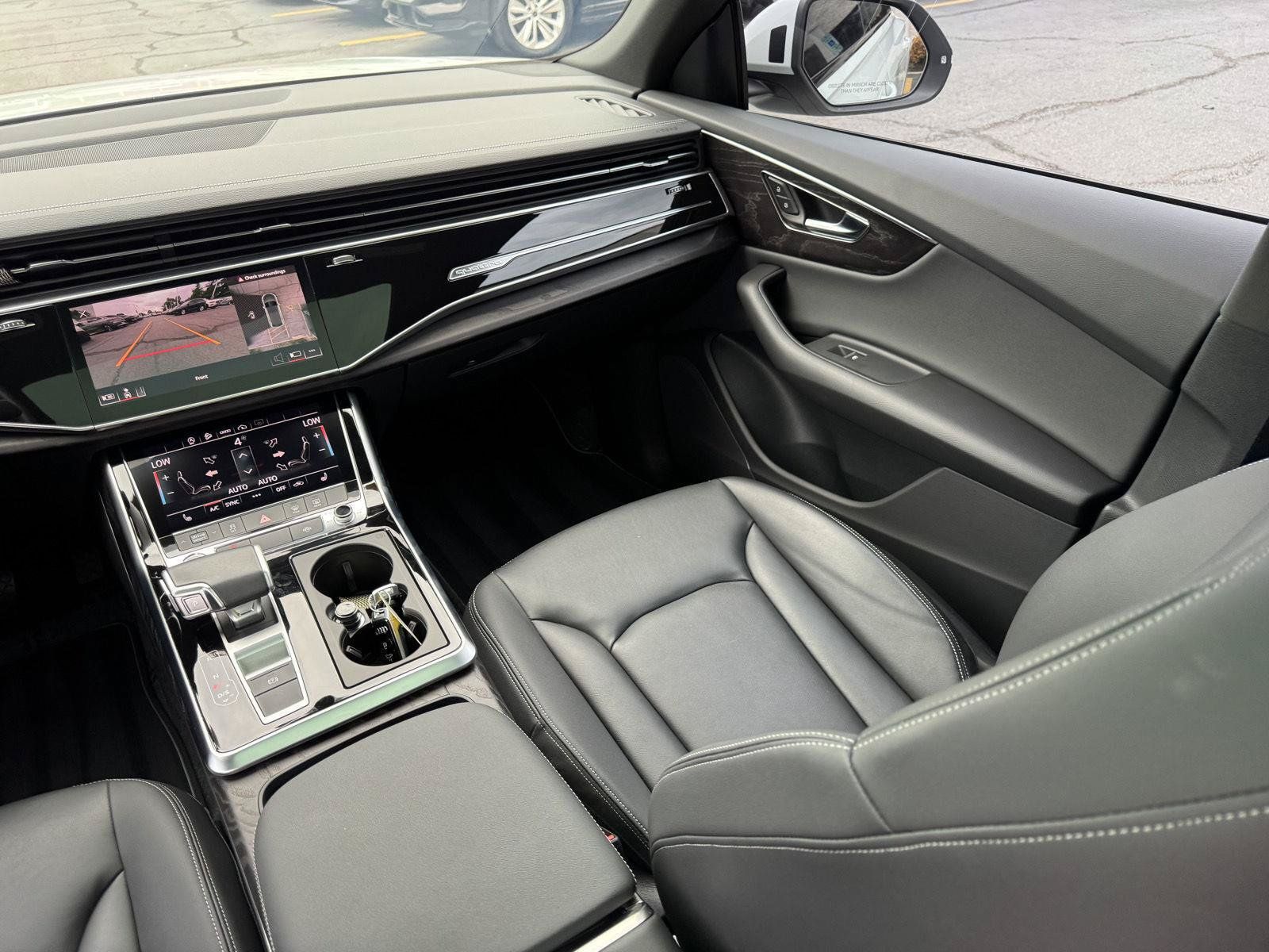 Used 2023 Audi Q8 Premium w/ Convenience Package AWD/4WD image 38
