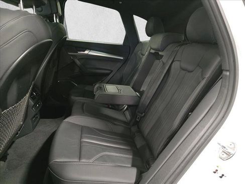 Used 2025 Audi Q5 2.0T Premium image 15