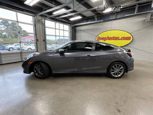 Used 2019 Honda Civic EX image 2
