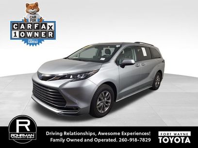Used 2024 Toyota Sienna XLE