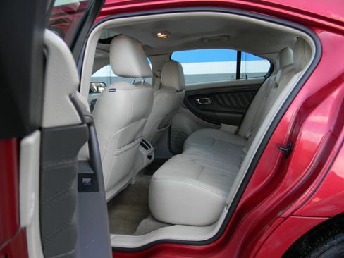 Used 2012 Ford Taurus SEL image 12