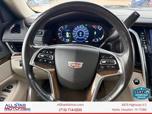 Used 2019 Cadillac Escalade ESV Premium Luxury AWD/4WD image 24