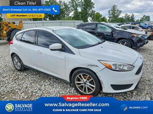 Used 2018 Ford Focus SE FWD image 5