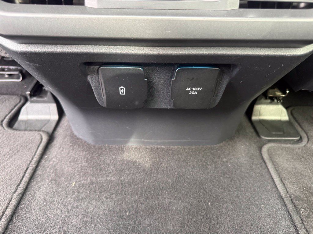 Certified 2024 Ford F150 Lariat w/ Equipment Group 502A High AWD/4WD image 43