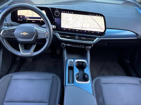 Used 2024 Chevrolet Equinox EV LT FWD image 16