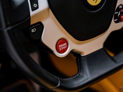 Used 2016 Ferrari California T image 51