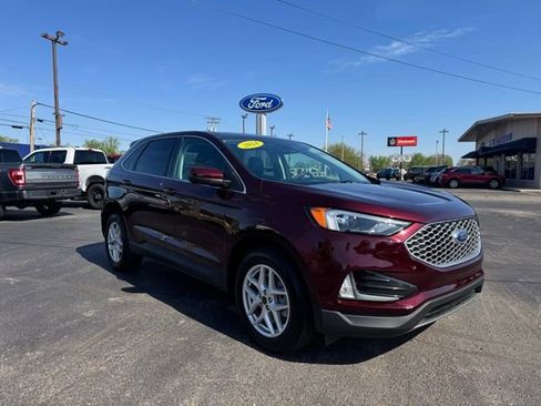 Used 2024 Ford Edge SEL w/ Convenience Package image 6