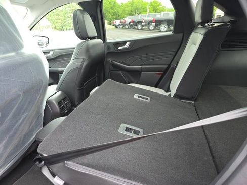 New 2025 Ford Escape SE w/ PHEV Premium Package image 23