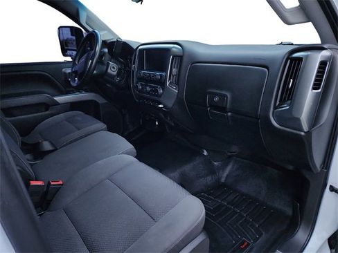 Used 2018 Chevrolet Silverado 1500 LT w/ All Star Edition image 15