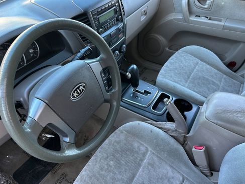 Used 2007 Kia Sorento LX image 10