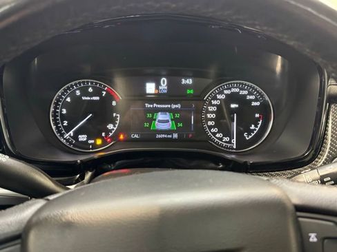 Used 2023 Cadillac XT6 Sport image 9