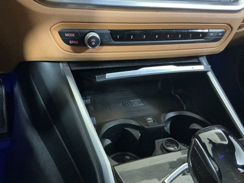 Used 2021 BMW 330i Sedan w/ M Sport Package image 15