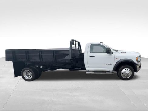 Used 2024 RAM 5500 SLT w/ Quick Order Package 2YG SLT AWD/4WD image 2