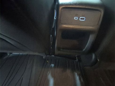 Used 2024 Buick Envista Sport Touring w/ Convenience I Package image 20