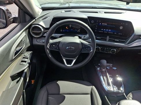 New 2026 Chevrolet Trax ACTIV w/ Driver Confidence Package FWD image 8