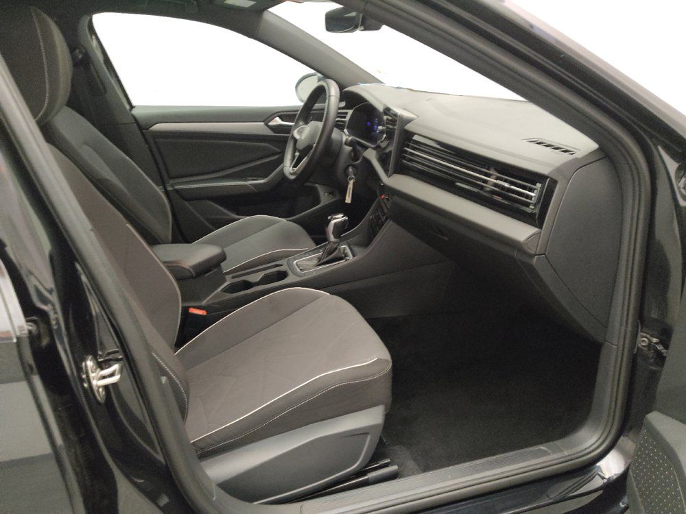 Used 2025 Volkswagen Jetta Sport FWD image 21
